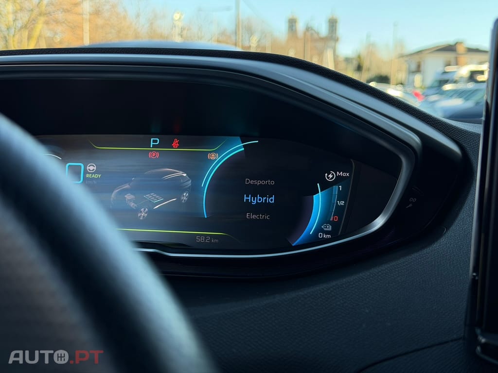 Peugeot 3008 1.6 Hybrid GT e-EAT8