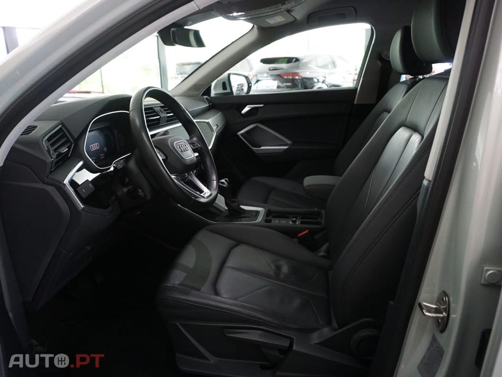 Audi Q3 45 TFSIe S tronic