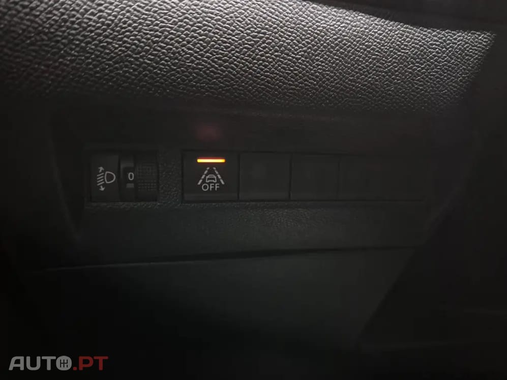 Peugeot 2008 1.5 BlueHDi Active