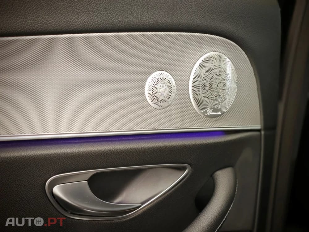 Mercedes-Benz E 220 Exclusive — fotografia 69