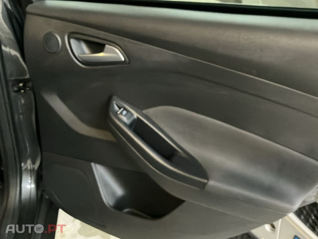 Ford Focus 1.0 EcoBoost Titanium