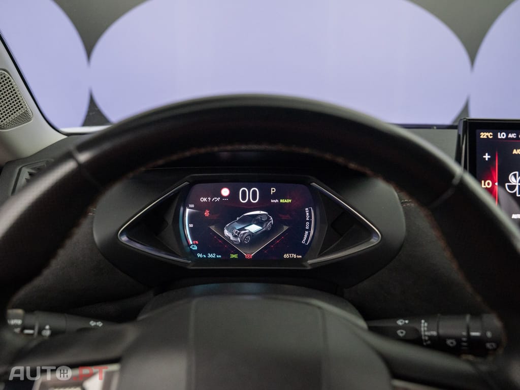 DS DS3 Crossback E-Tense Performance Line