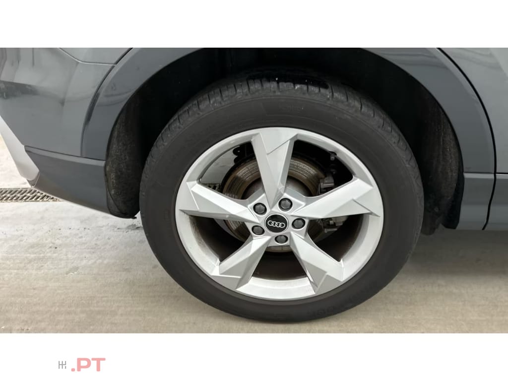 Audi Q3 45 TFSIe S line