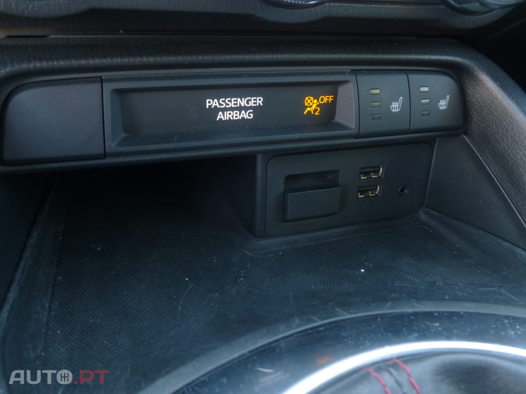 Mazda MX-5 1.5 SKYACTIV Technology Cabrio