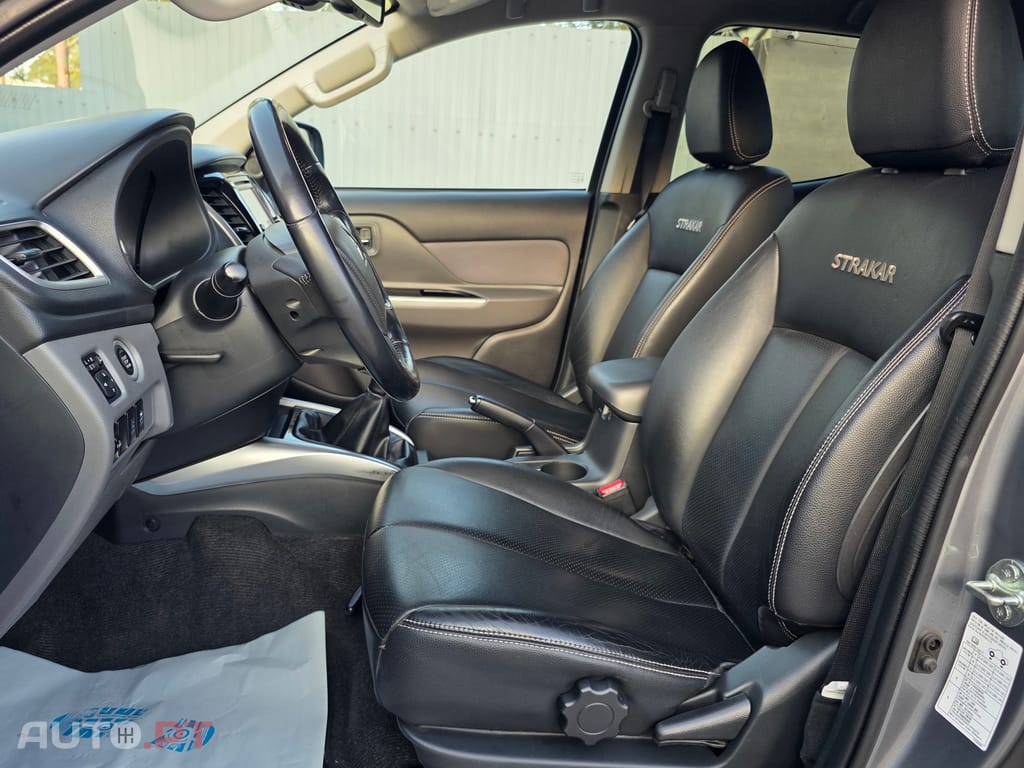 Mitsubishi L200 Strakar 2.4 DI-D Sport Edition