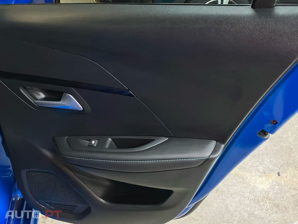 Peugeot E-208 50 kWh Allure