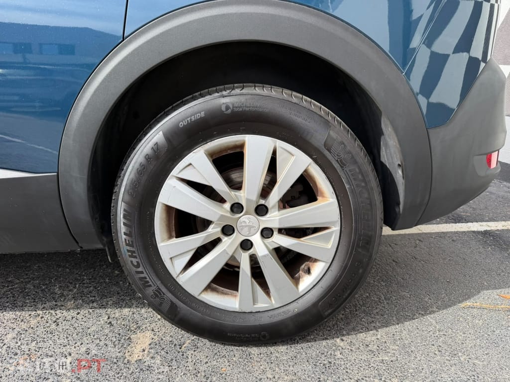 Peugeot 5008 BlueHDi 130 EAT8 Active Business-Pack