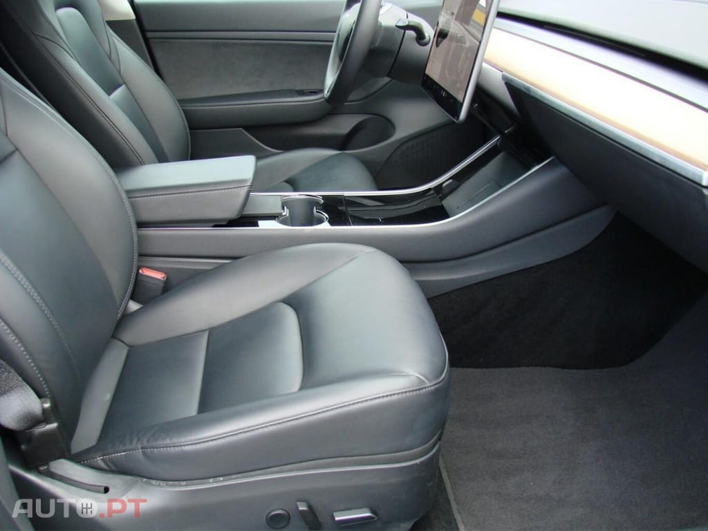Tesla Model 3 Standard Range Plus RWD I.V.A DEDUTIVEL