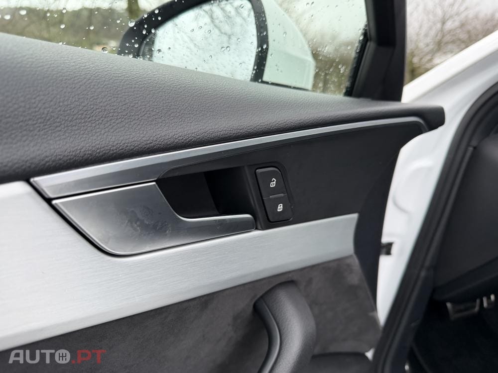 Audi A4 Avant 40 TDI quattro S line S tronic
