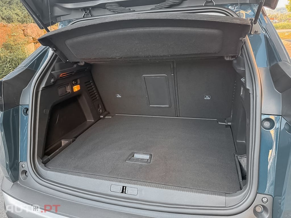 Peugeot 3008 PureTech 130 Stop & Start GPF EAT8 Active Pack