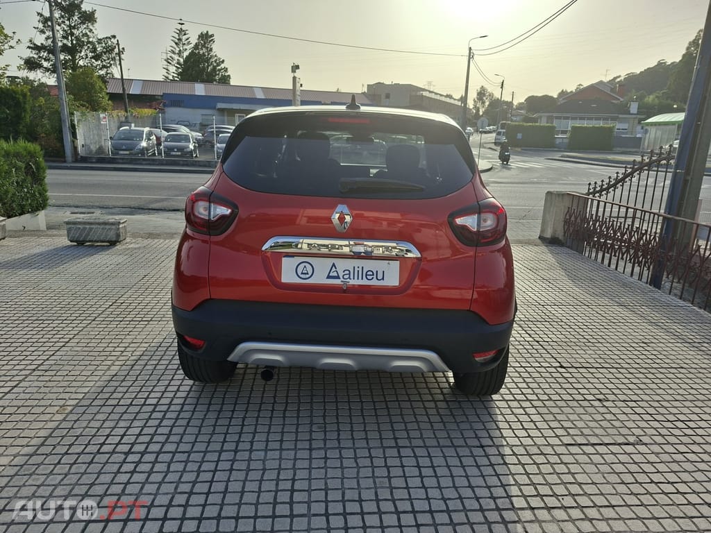 Renault Captur 0.9 TCE Exclusive — fotografia 5
