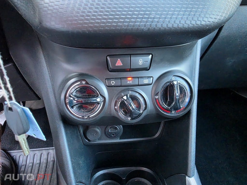 Peugeot 2008 1.2Vti Style 82Cv