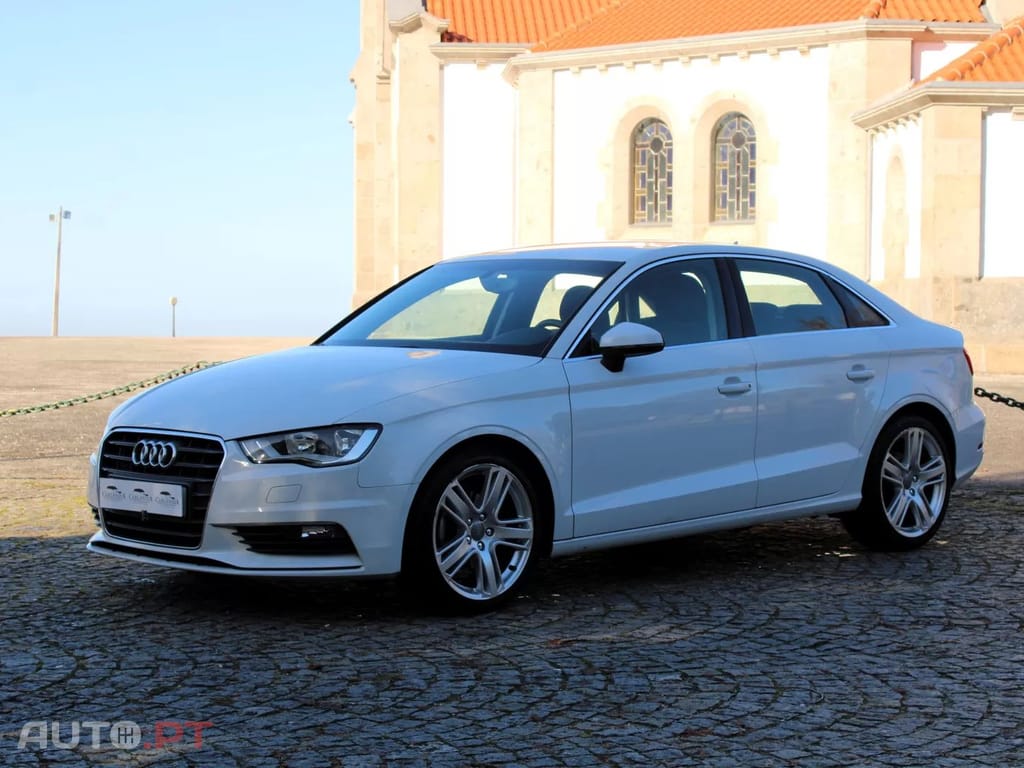Audi A3 1.6 TDI Business Line Attraction Ultra