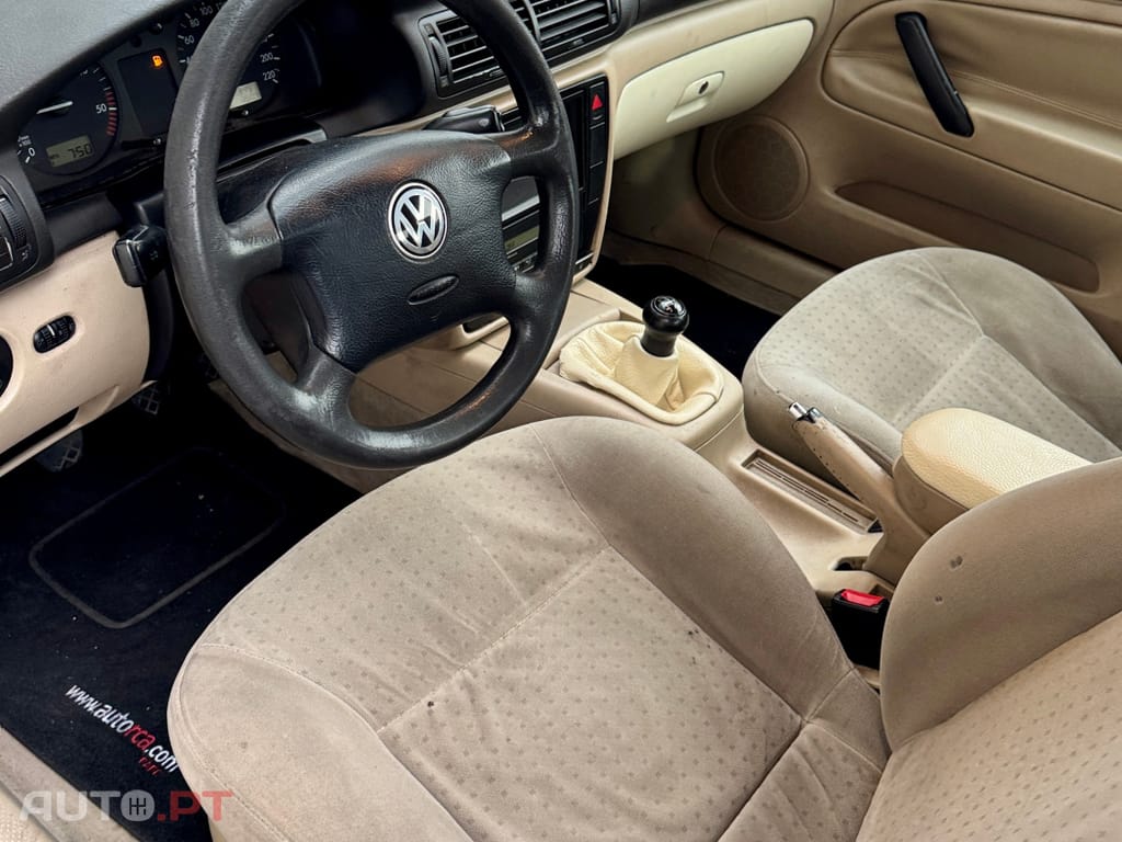 Volkswagen Passat 1.9 TDi Confortline Top