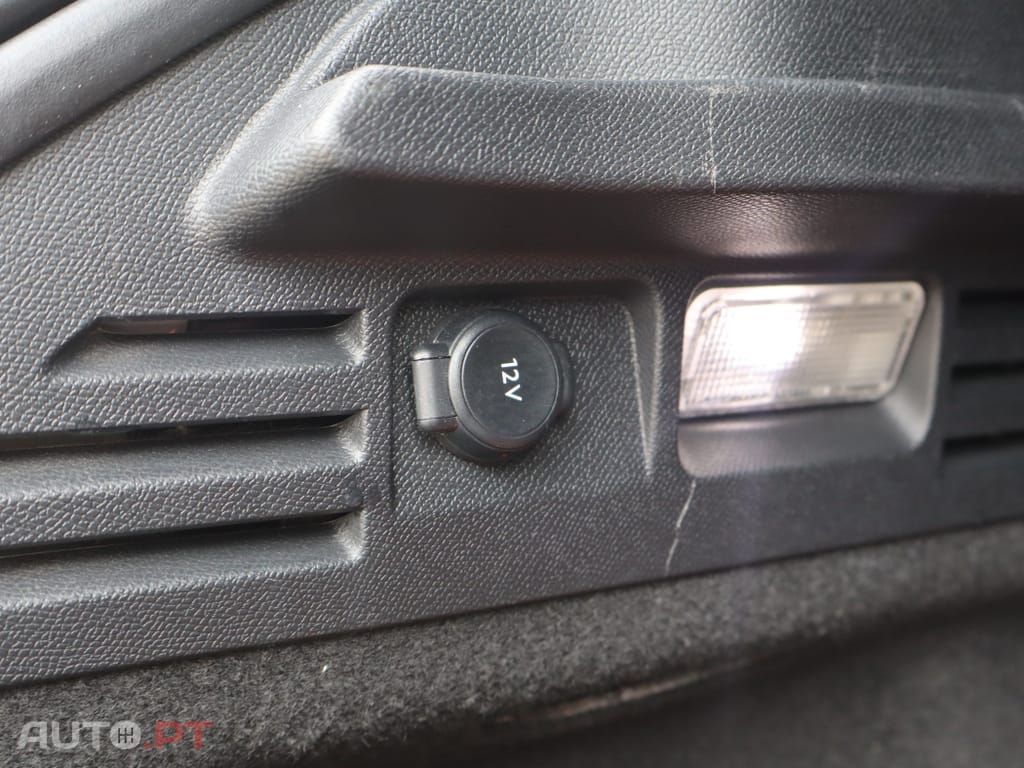 DS DS4 E-Tense Performance Line EAT8