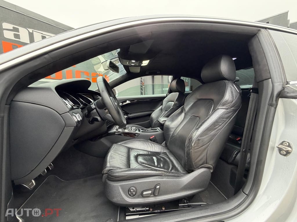 Audi A5 3.0 TDi S-tronic Quattro