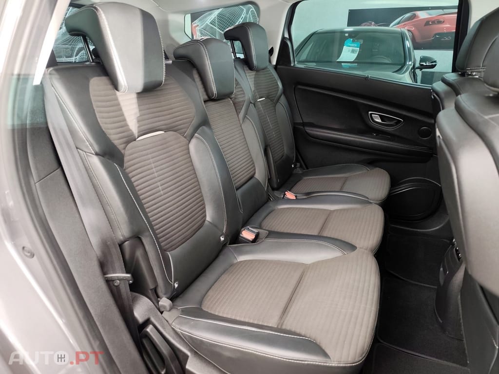 Renault Grand Scénic 1.7 Blue dCi Bose Edition EDC