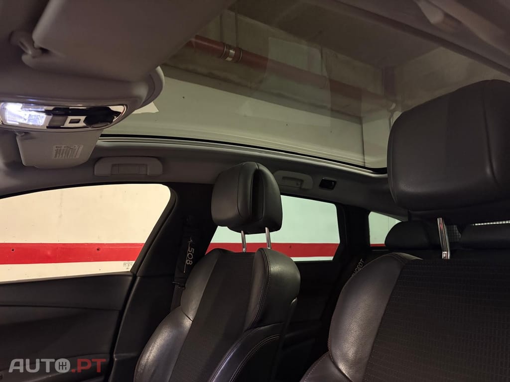 Peugeot 508 RXH 2.0 HDi Hybrid4 2-Tronic