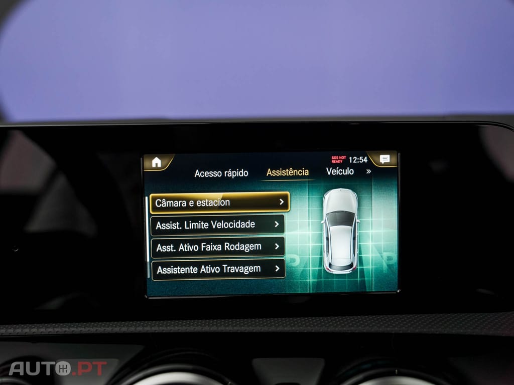 Mercedes-Benz A 180 d AMG Line