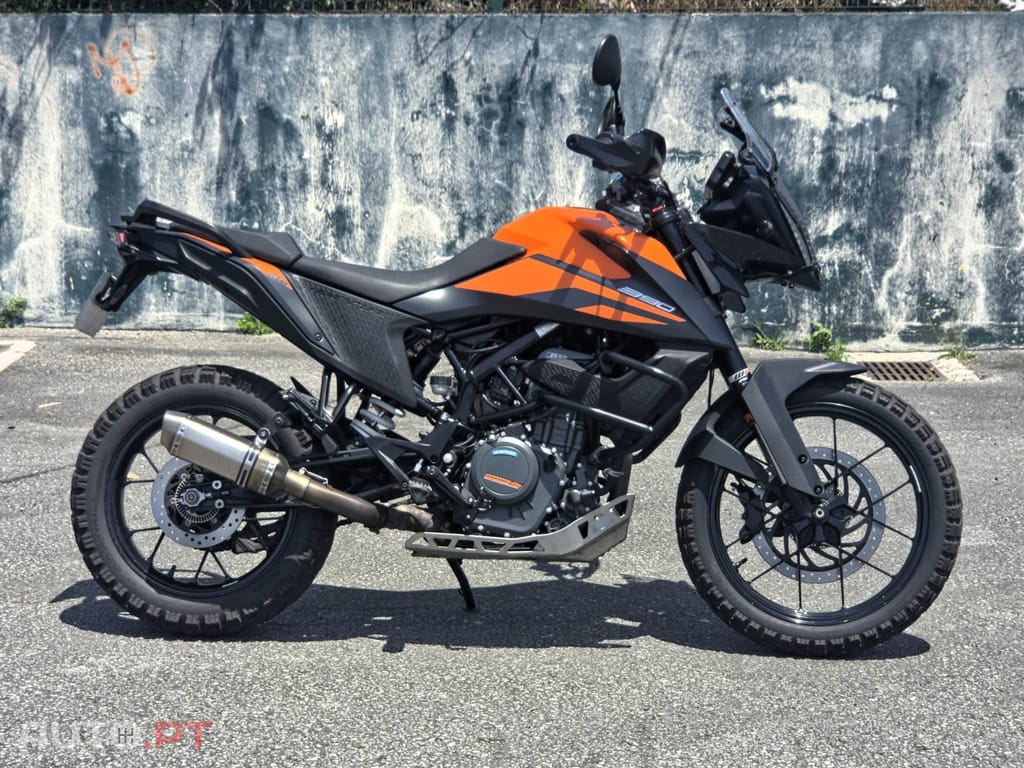 KTM 390 KTM 390 Adventure