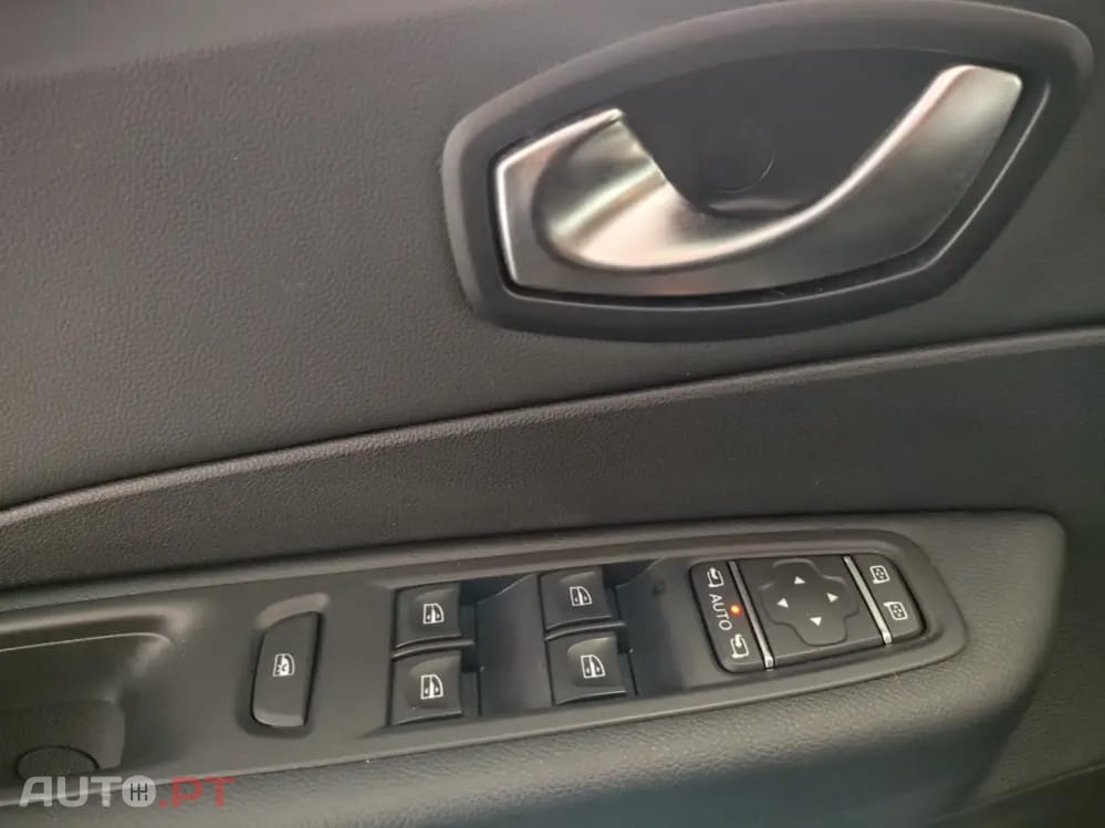 Renault Captur Exclusive  EDC