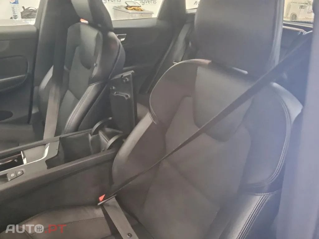 Volvo XC60 2.0 D3 Momentum