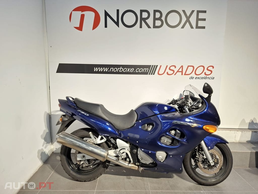 Suzuki GSX 750