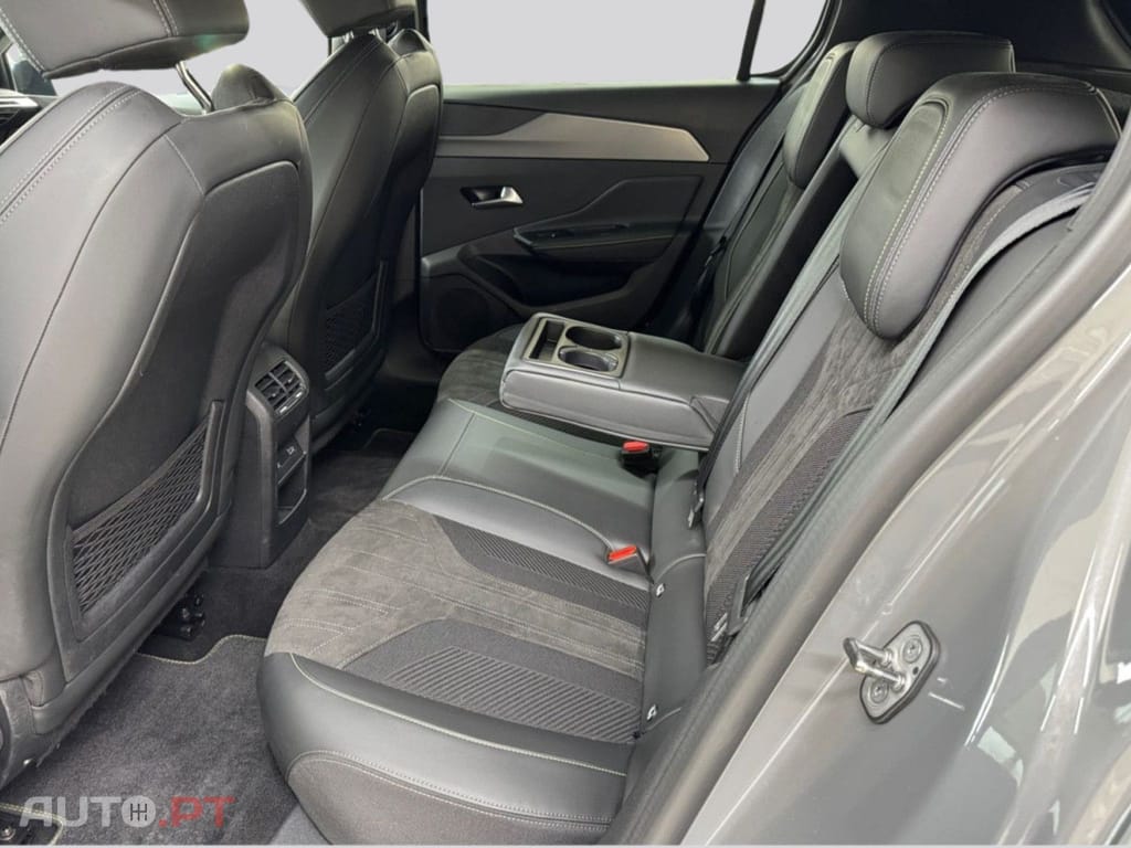Peugeot 308 GT EAT8 