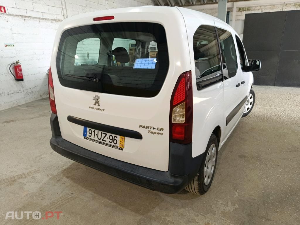 Peugeot Partner TEPEE 1.6 BLUEHDI 5 LUGARES
