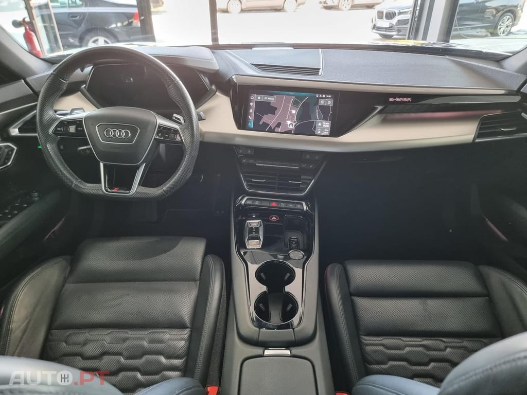 Audi RS E-Tron GT quattro