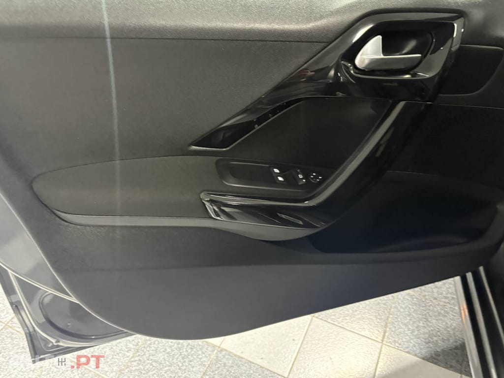 Peugeot 208 1.2 PureTech Style