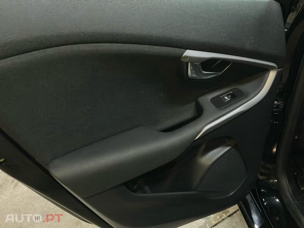 Volvo V40 2.0 D2 Kinetic