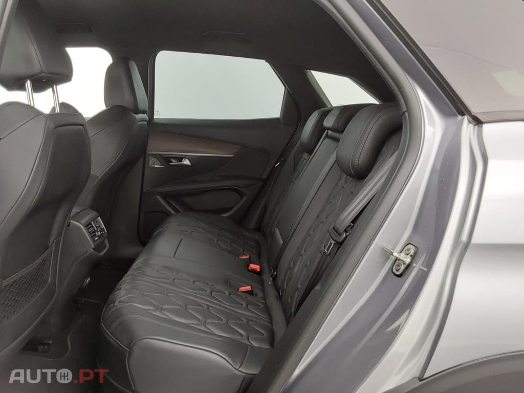 Peugeot 3008 1.6 Hybrid4 GT Line e-EAT8