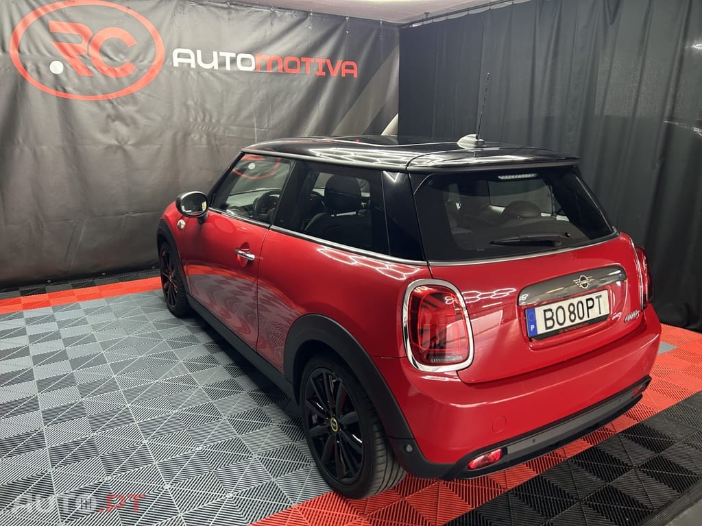 MINI Cooper Cooper SE