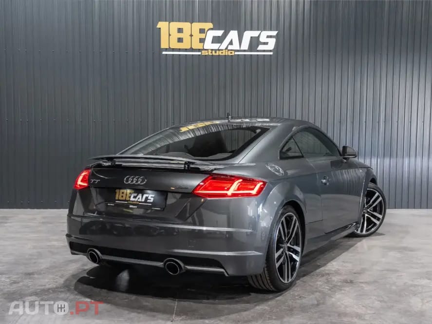 Audi TT 2.0 TFSI quattro S tronic