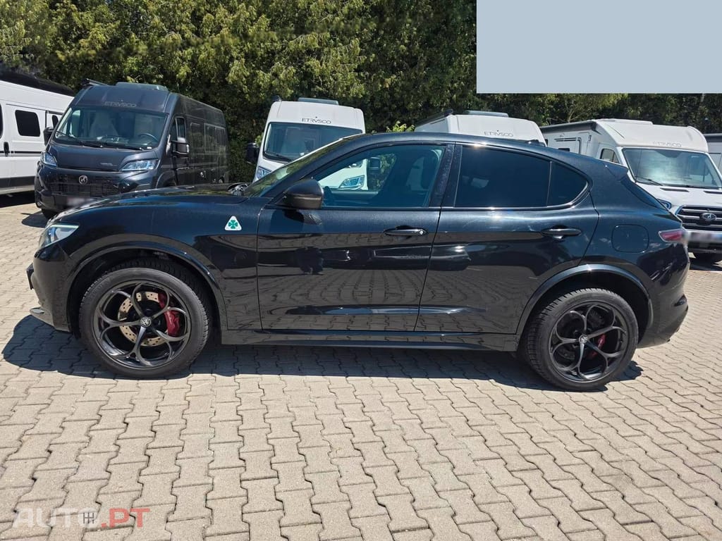 Alfa Romeo Stelvio 2.9 T Quadrifoglio V6