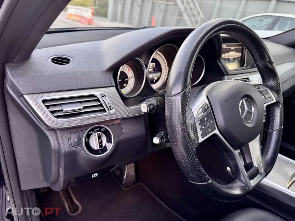 Mercedes-Benz E 250 BlueTEC Avantgarde Auto.