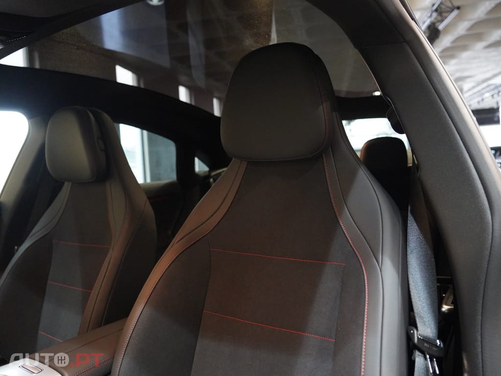 Mercedes-Benz CLA 250 com tecnologia EQ