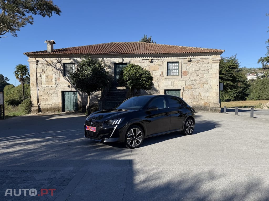 Peugeot E-208 50 kWh GT Line