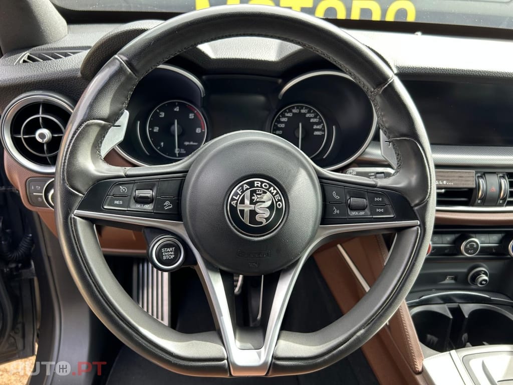 Alfa Romeo Stelvio 2.2 D Super AT8 Q4