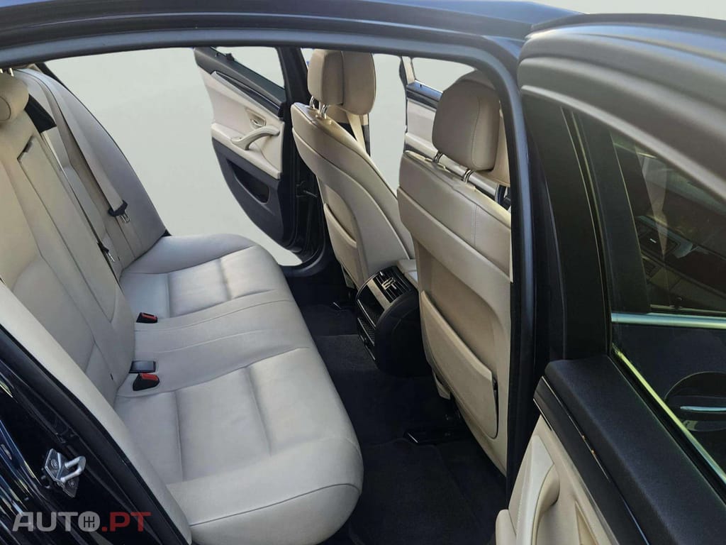 BMW 525 d Exclusive Auto 126g