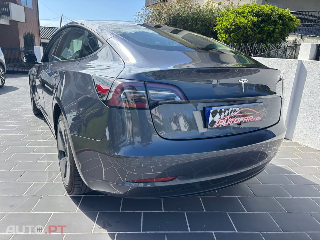 Tesla Model 3 Tração Traseira Premium