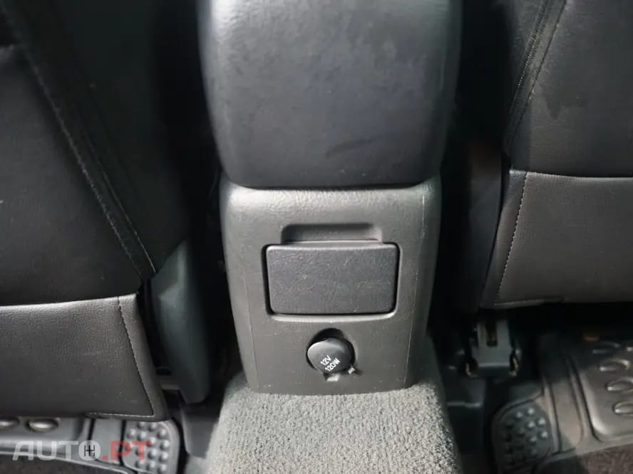 Toyota Avensis 2.0 D-4D Exclusive
