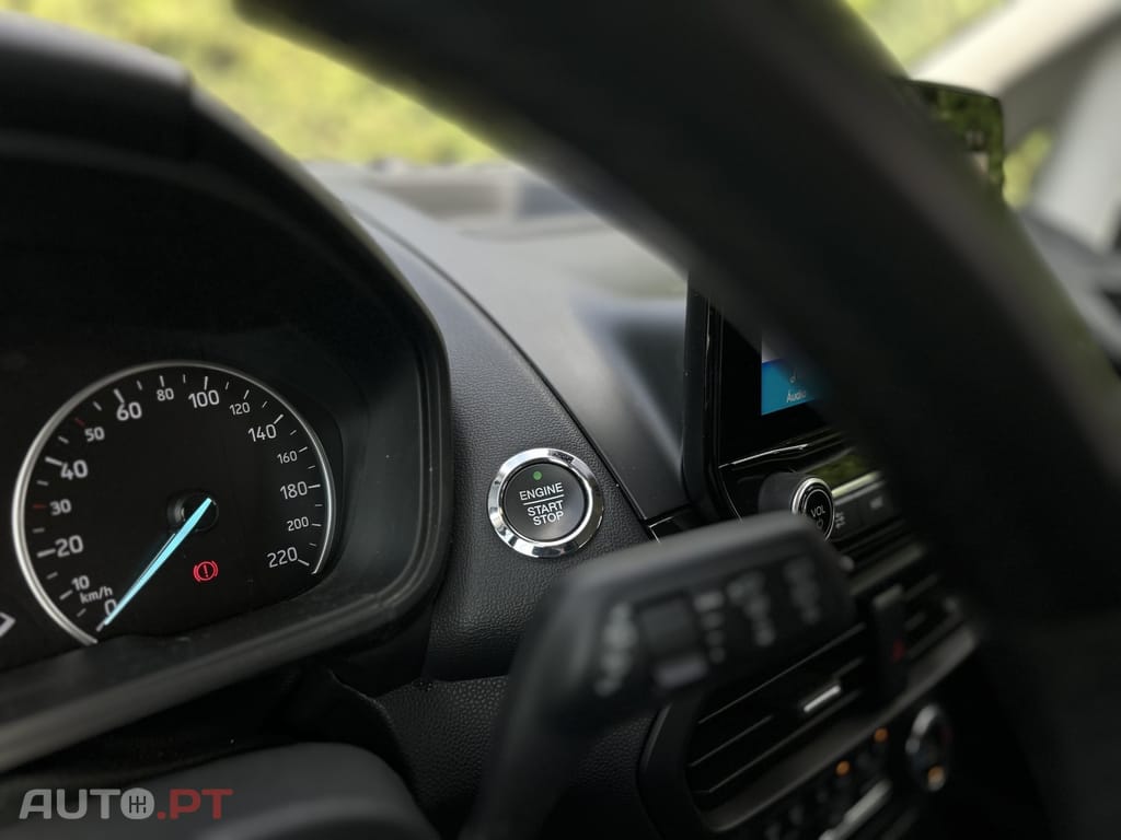 Ford EcoSport 1.0 EcoBoost TITANIUM