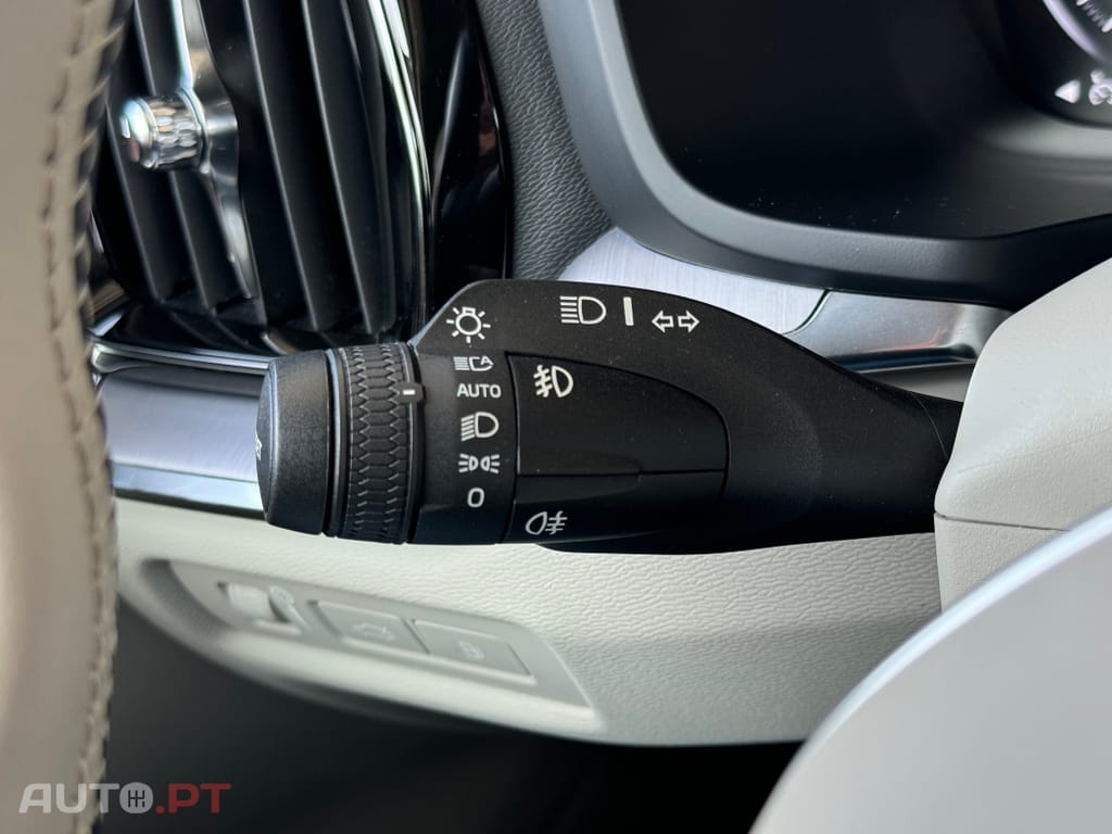 Volvo V60 2.0 T6 AWD TE Inscription Expression