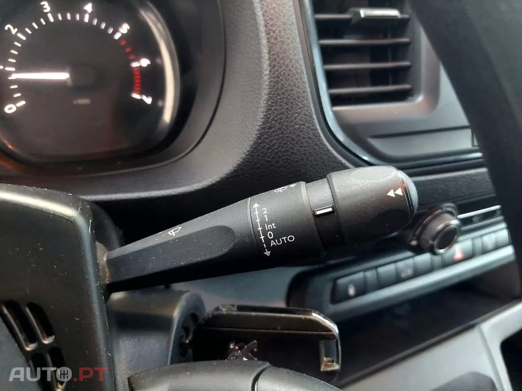 Peugeot Expert EXPERT 1.5 BLUEHDI L2H1 PREMIUM EQUIP. FRIO