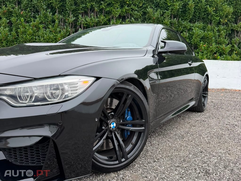 BMW M4 Auto