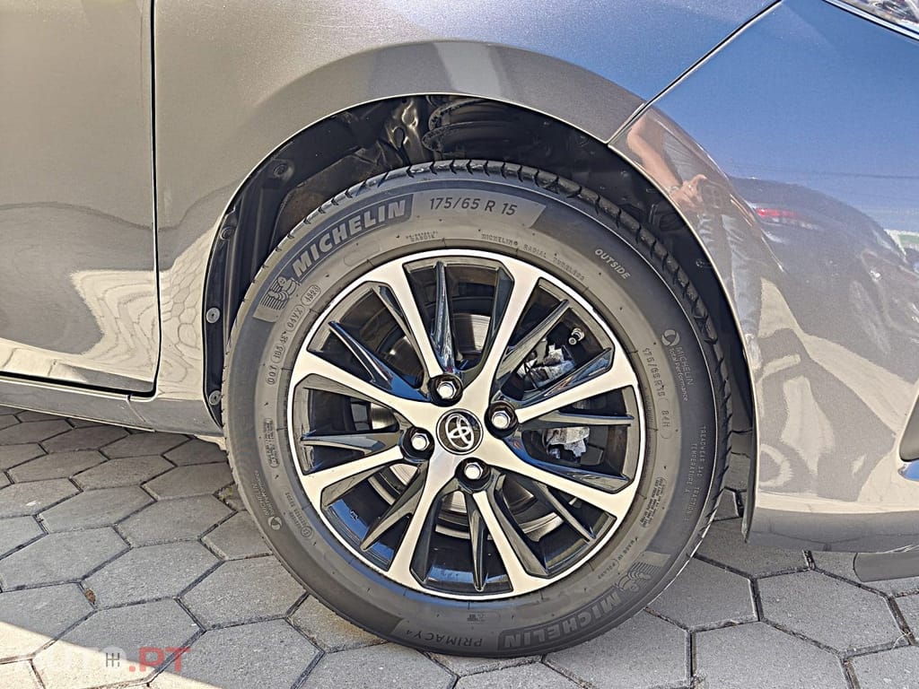 Toyota Yaris 1.0 VVT-i Comfort Plus