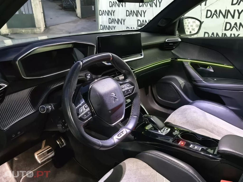 Peugeot E-2008 50 kWh GT Line