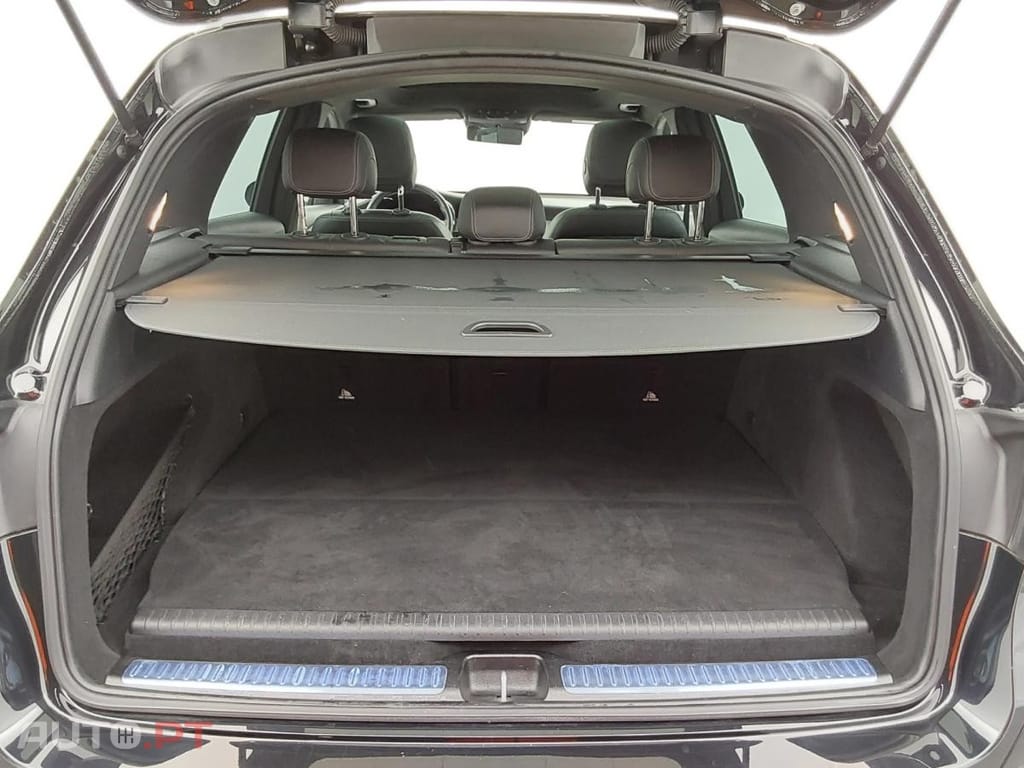 Mercedes-Benz GLC 300 e 4Matic 9G-TRONIC AMG Line